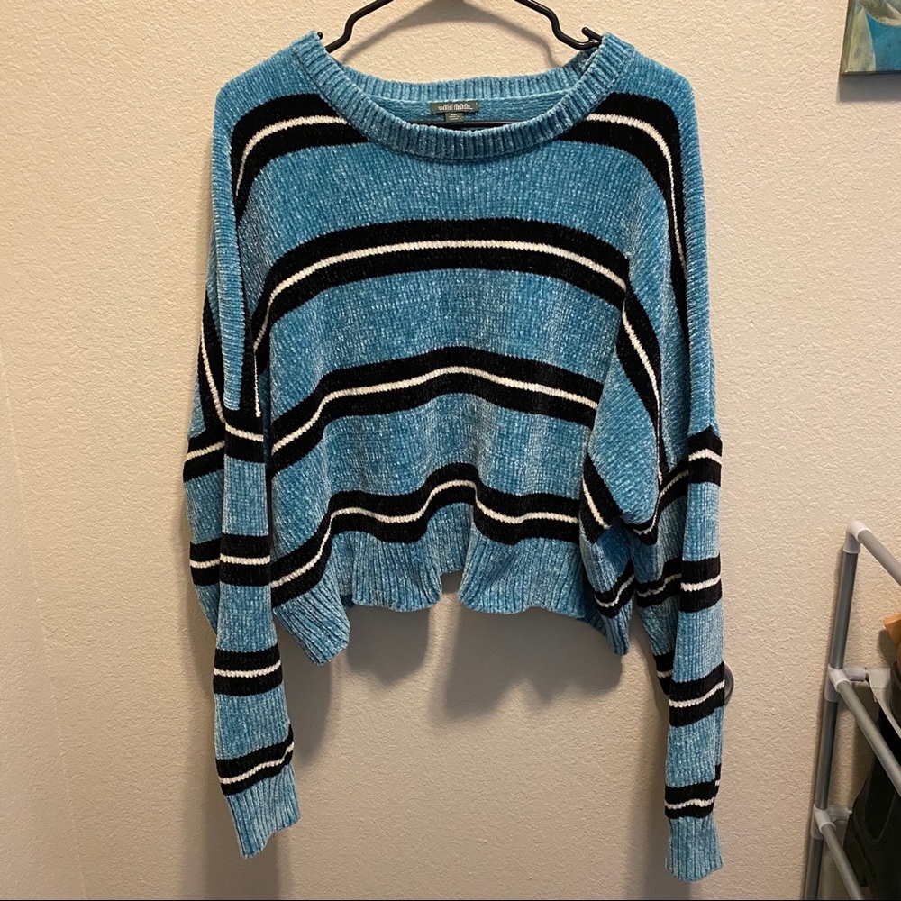 cropped sweater